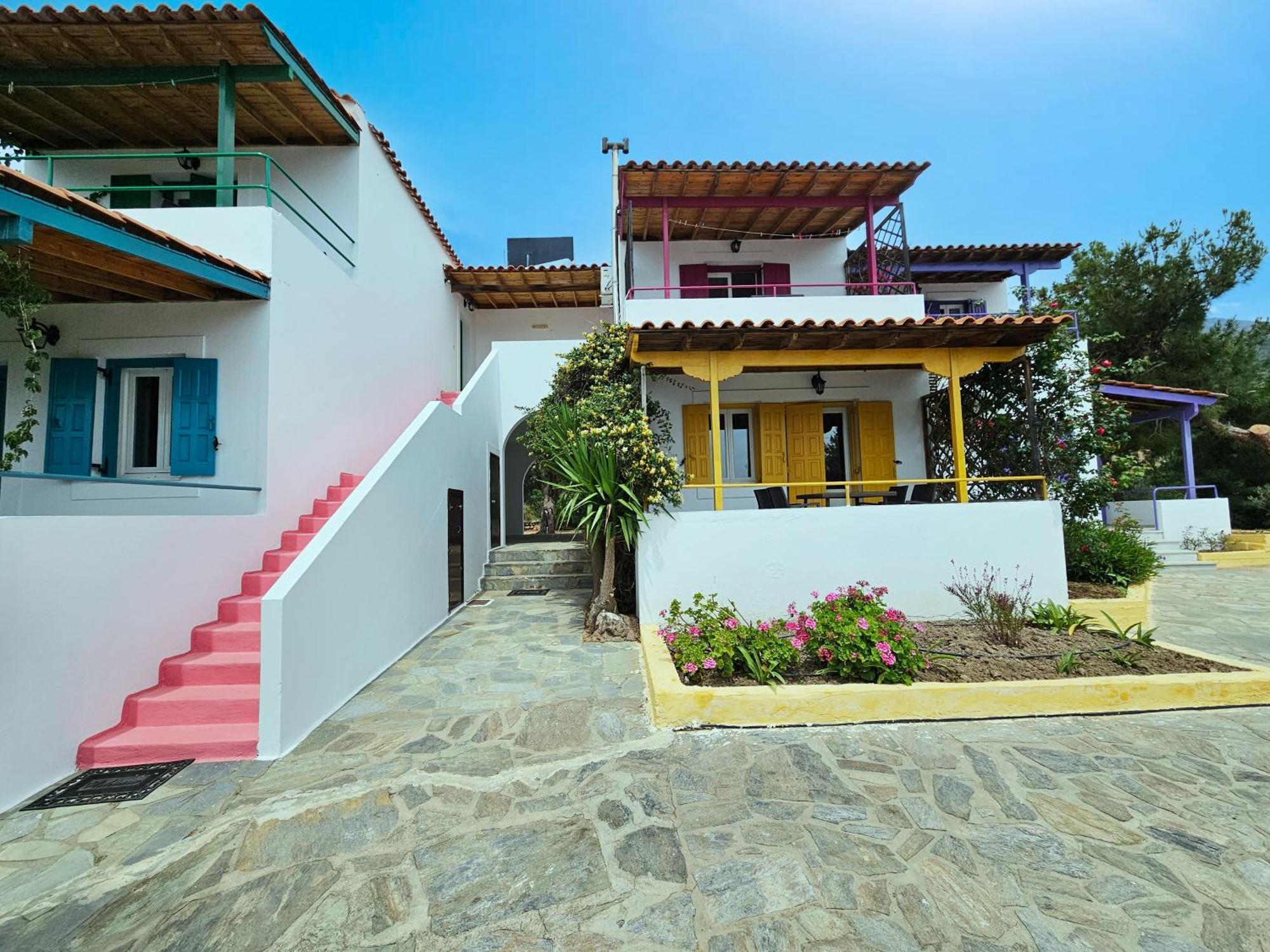 Sunflowers Apartments Marathókampos Dış mekan fotoğraf