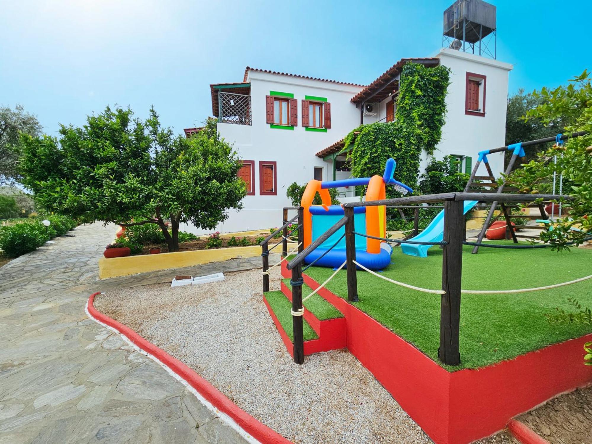 Sunflowers Apartments Marathókampos Dış mekan fotoğraf